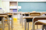 Communiqué de presse  <br> <B>Deuxième vague :<br> Où est le resserrement des règles sanitaires pour les écoles en zone rouge? </b>